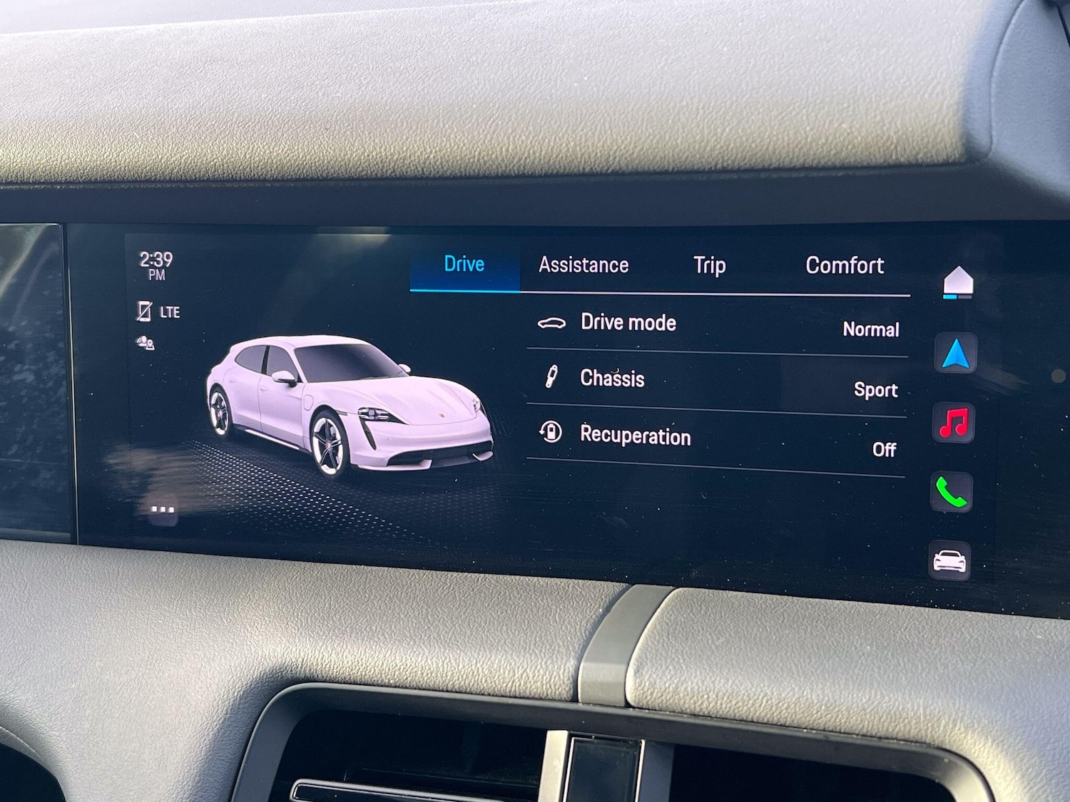 Used Porsche Taycan 2022 for sale - 76613201: Photo 24