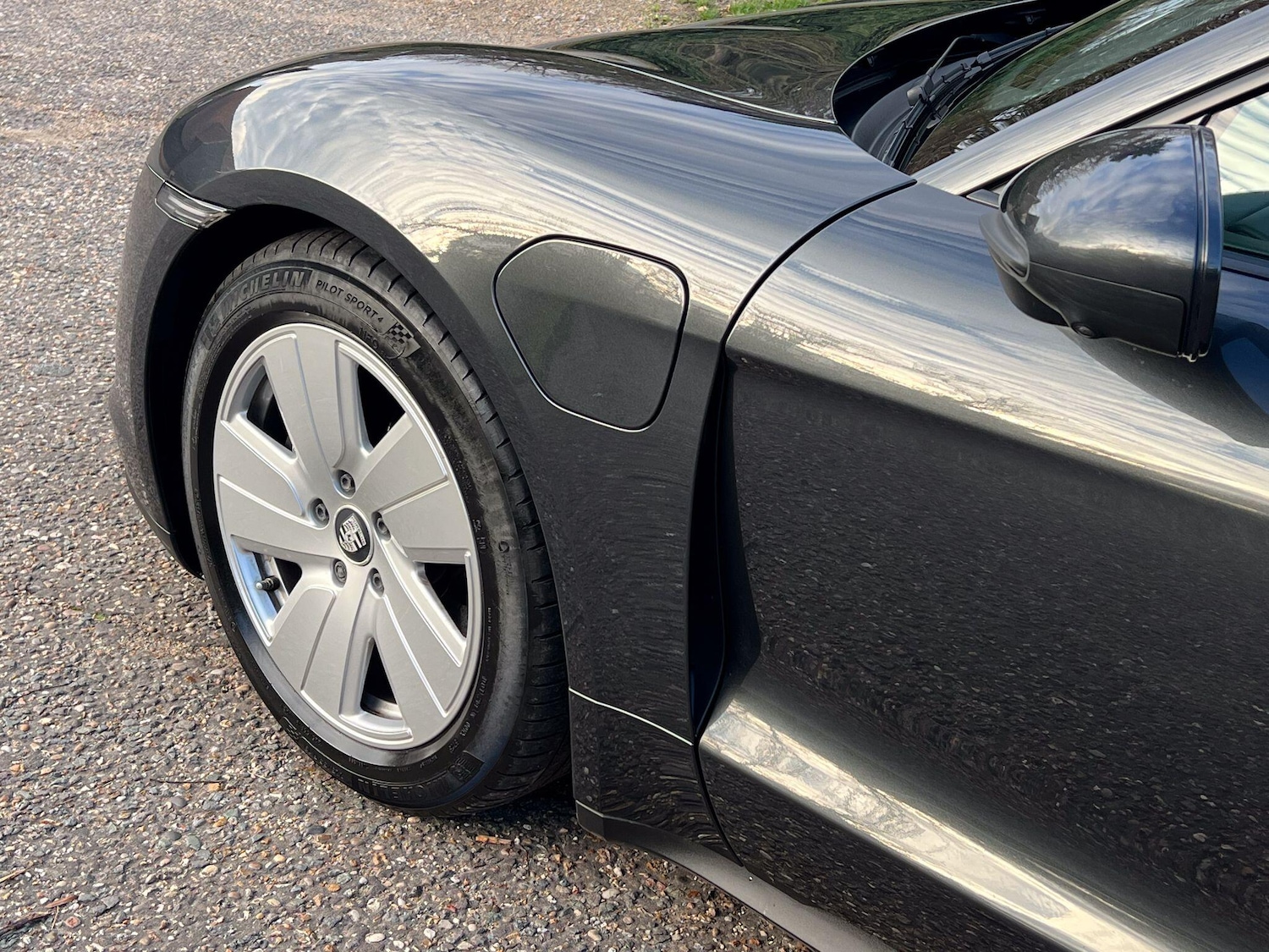 Used Porsche Taycan 2022 for sale - 76613201: Photo 41