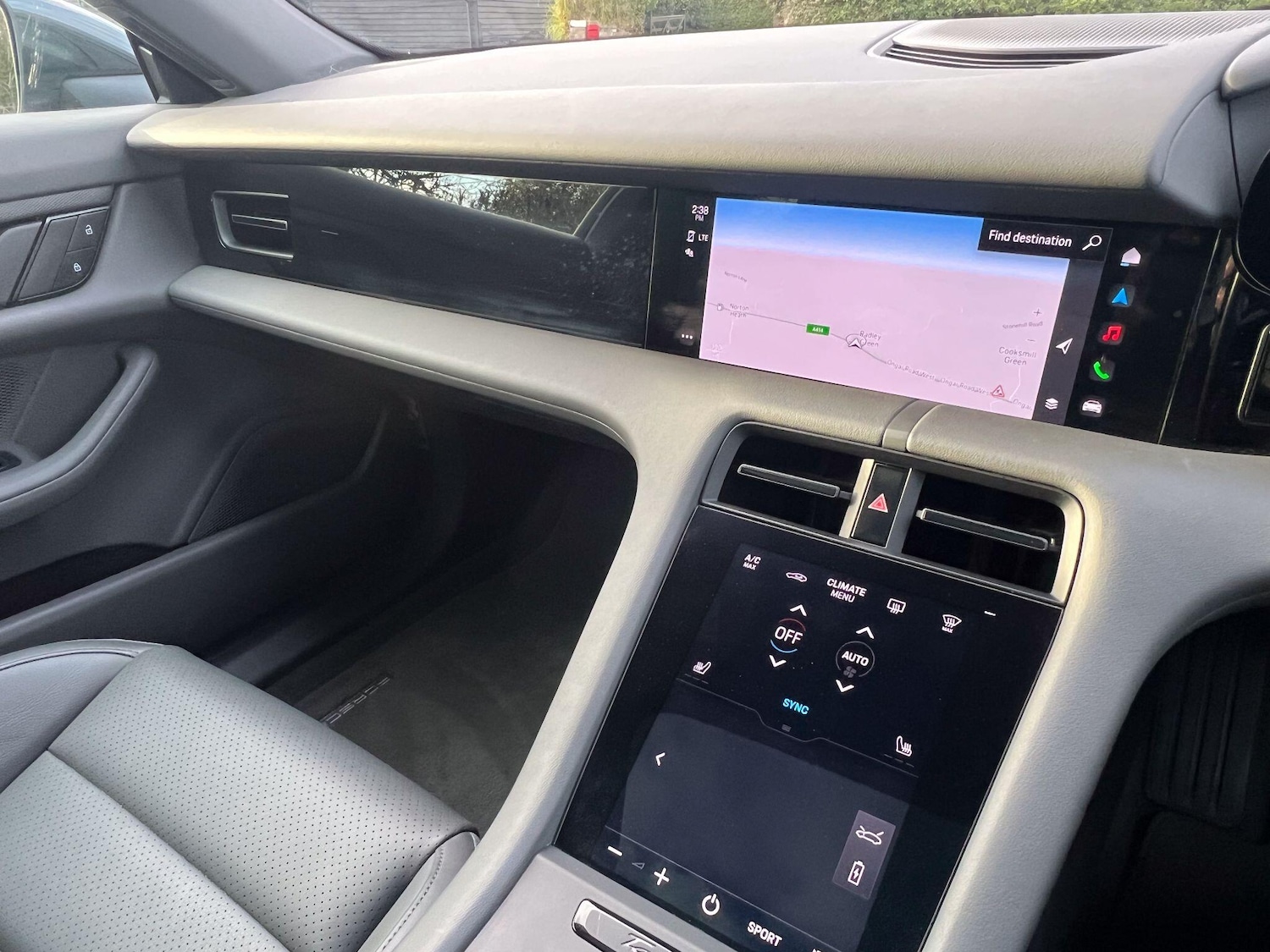 Used Porsche Taycan 2022 for sale - 76613201: Photo 5