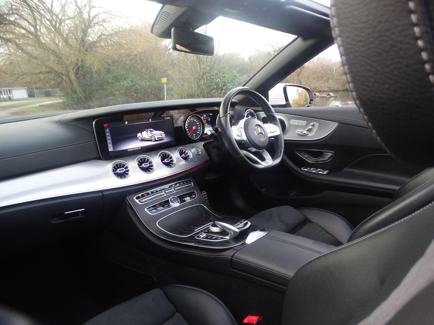 Used Mercedes-Benz E Class 2018 for sale - 78034926: Photo 14