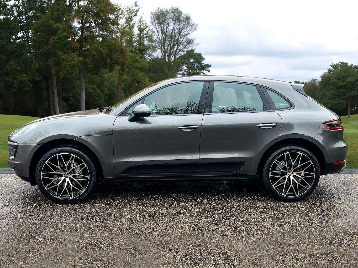 Used Porsche Macan 2014 for sale - 77040896: Photo 2