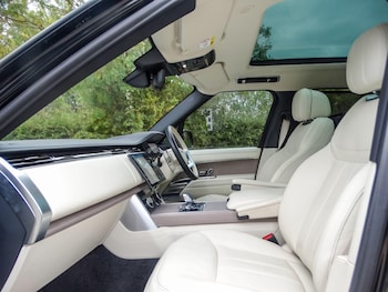 Used Land Rover Range Rover 2023 for sale - 79303746: Photo