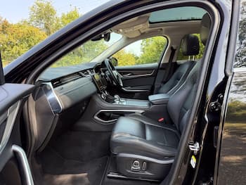 Used Jaguar F-Pace 2021 for sale - 79860261: Photo
