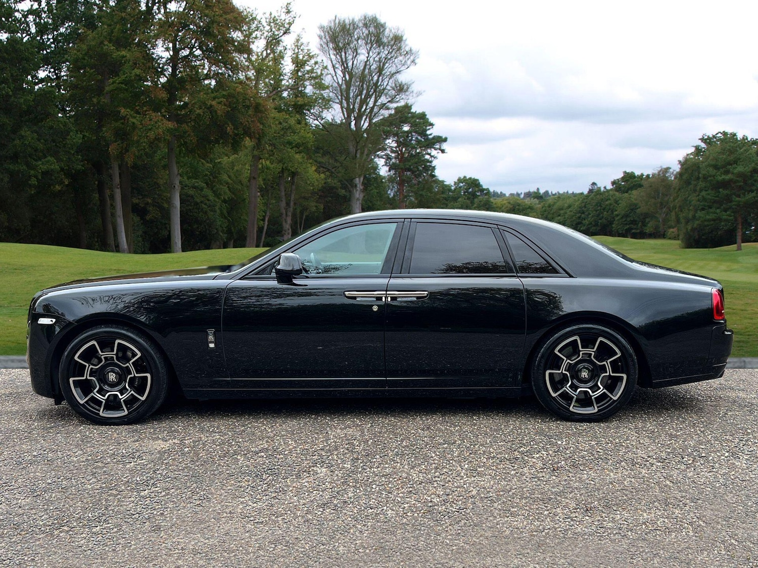 Used Rolls-Royce Ghost 2016 for sale - 76549613: Photo 2