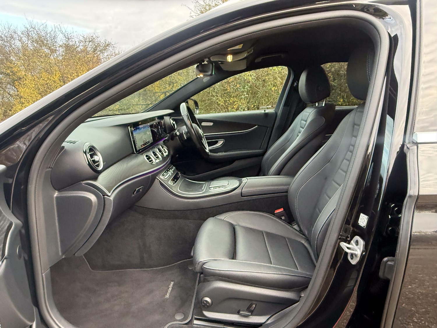 Used Mercedes-Benz E Class 2023 for sale - 76485535: Photo 3