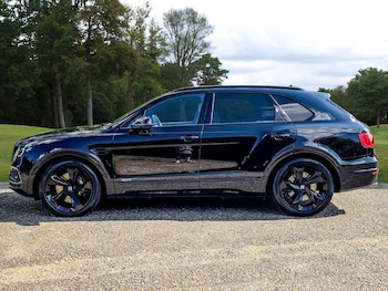 Used Bentley Bentayga 2017 for sale - 79225149: Photo