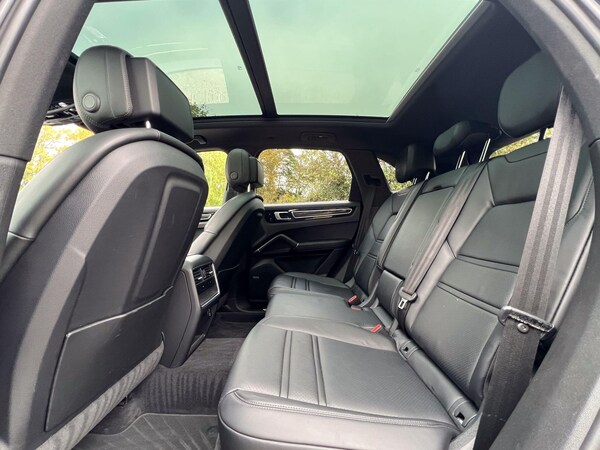 Used Porsche Cayenne 2019 for sale - 76060922: Photo 14