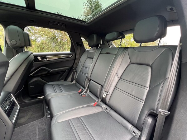 Used Porsche Cayenne 2019 for sale - 76060922: Photo 16