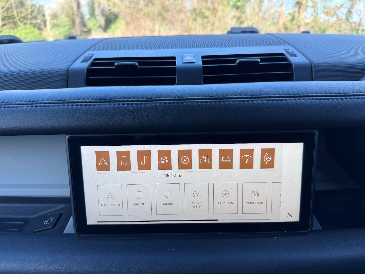 Used Land Rover Defender 110 2021 for sale - 77550239: Photo 21