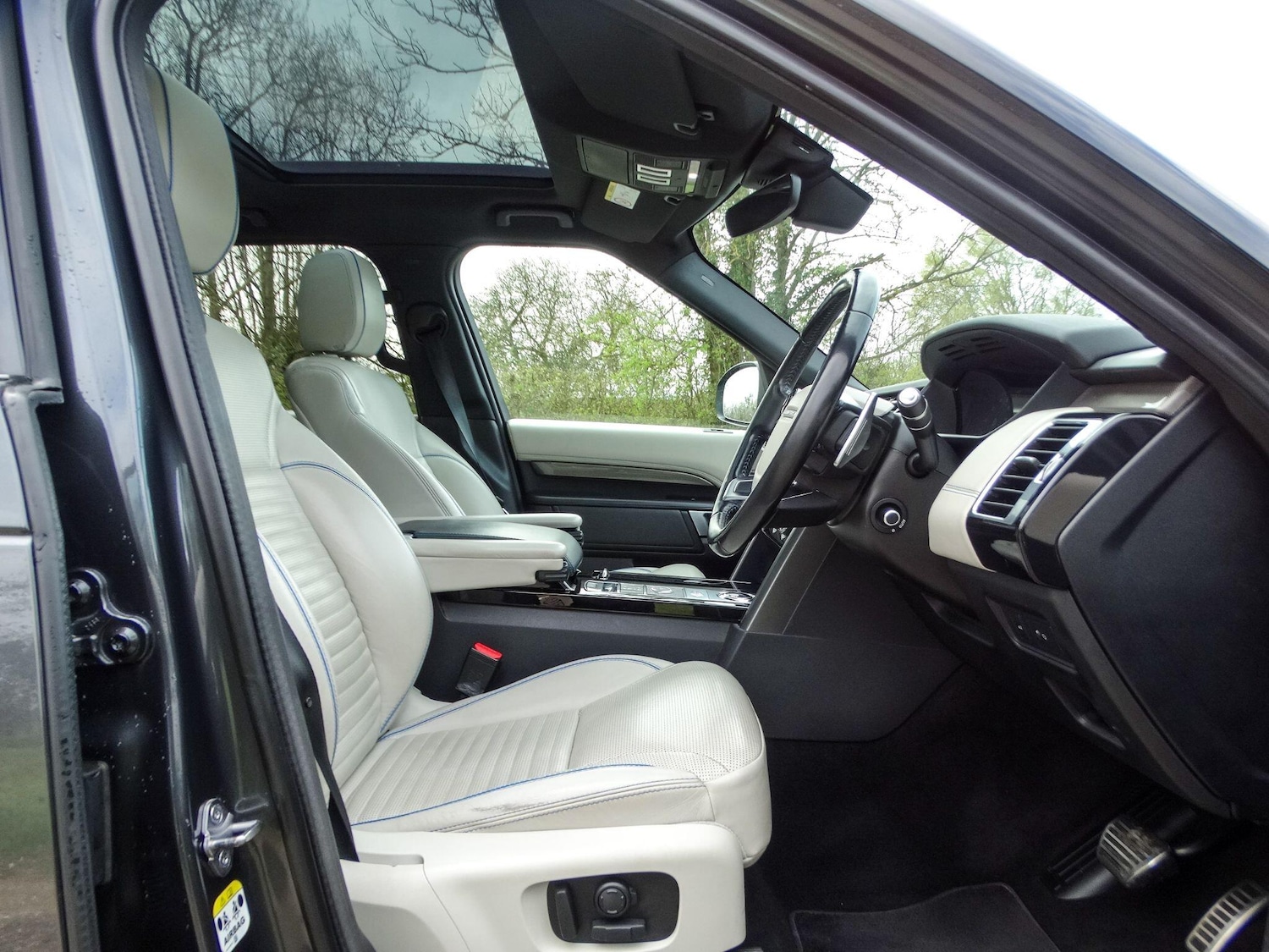 Used Land Rover Discovery 2018 for sale - 78033775: Photo 24