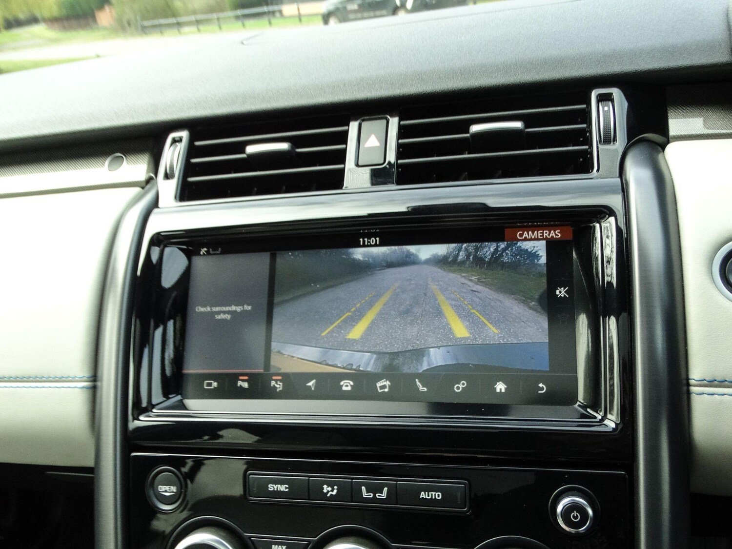 Used Land Rover Discovery 2018 for sale - 78033775: Photo 29