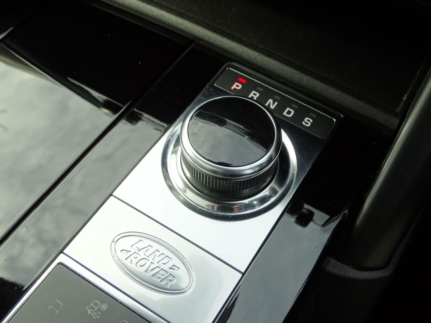 Used Land Rover Discovery 2018 for sale - 78033775: Photo 36