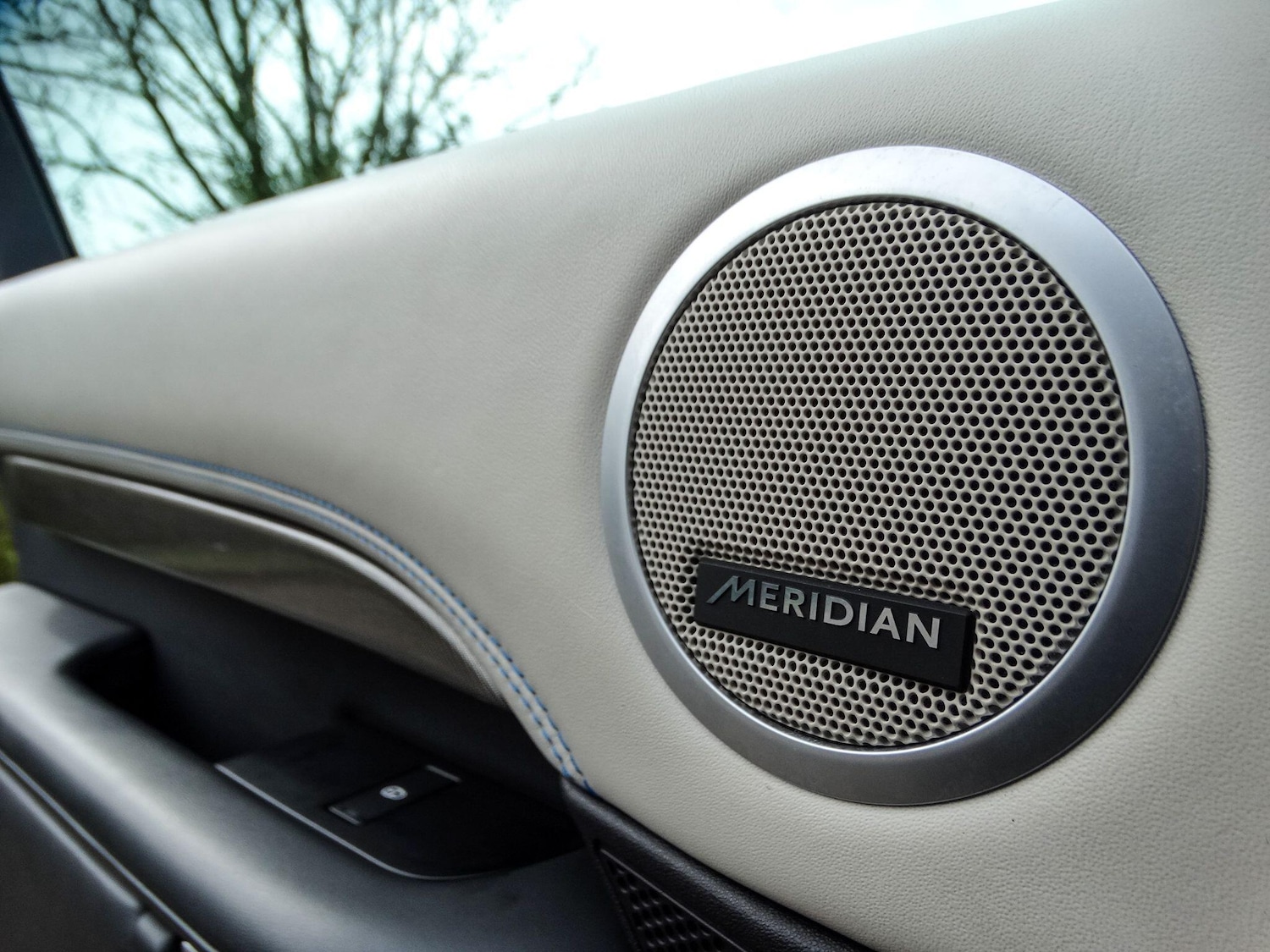 Used Land Rover Discovery 2018 for sale - 78033775: Photo 9