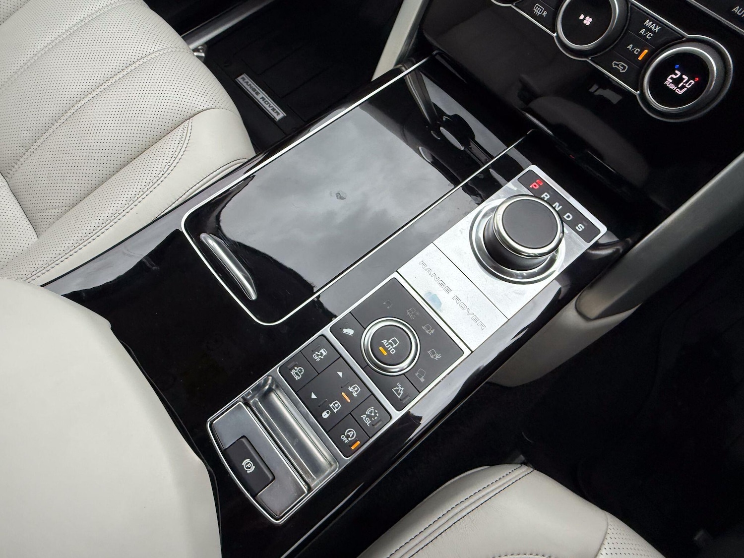 Used Land Rover Range Rover 2015 for sale - 76425271: Photo 30