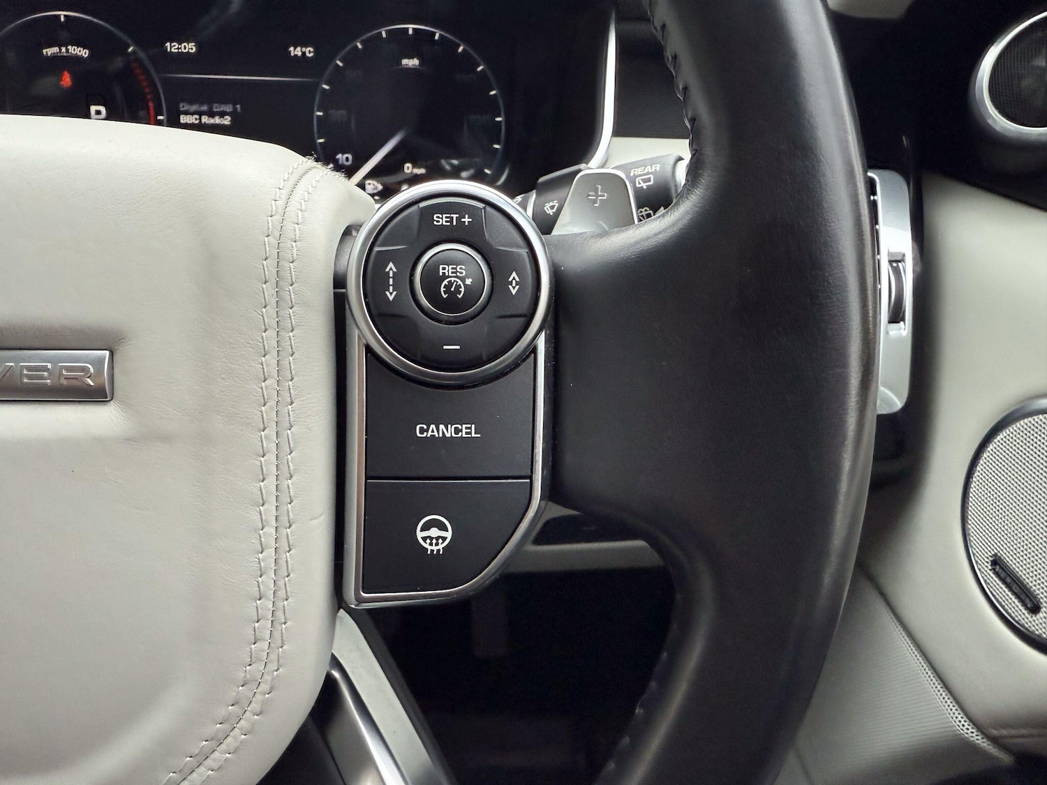 Used Land Rover Range Rover 2015 for sale - 76425271: Photo 32