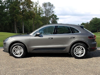 Used Porsche Macan 2018 for sale - 75732356: Photo