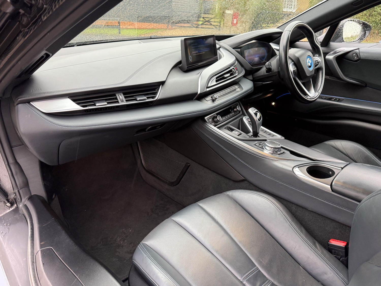 Used BMW i8 2015 for sale - 77612123: Photo 15