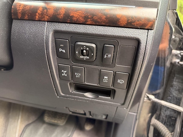 Used Toyota Landcruiser for sale - 75258055: Photo 15