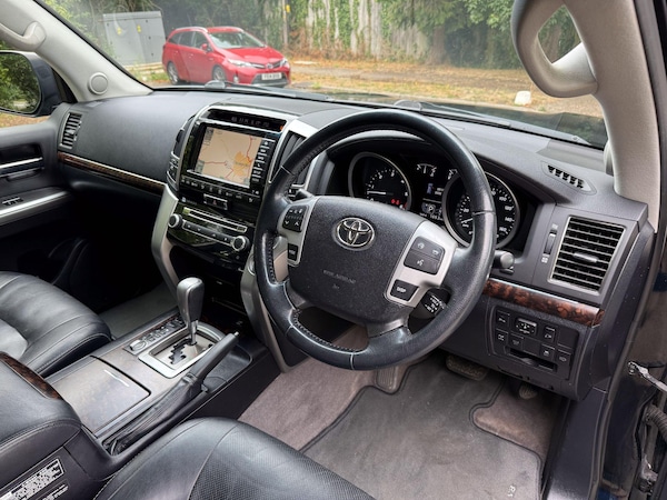 Used Toyota Landcruiser for sale - 75258055: Photo 16