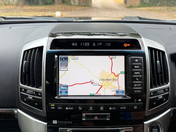 Used Toyota Landcruiser for sale - 75258055: Photo 17