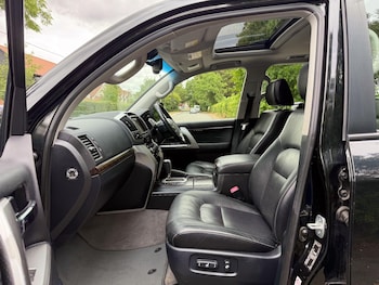 Used Toyota Land Cruiser 2015 for sale - 75258055: Photo