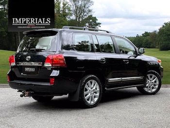 Used Toyota Land Cruiser 2015 for sale - 75258055: Photo