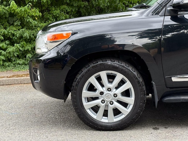Used Toyota Landcruiser for sale - 75258055: Photo 5