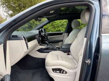 Used Porsche Cayenne 2019 for sale - 74454018: Photo