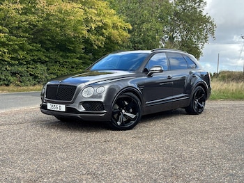 Used Bentley Bentayga 2019 for sale - 75941599: Photo