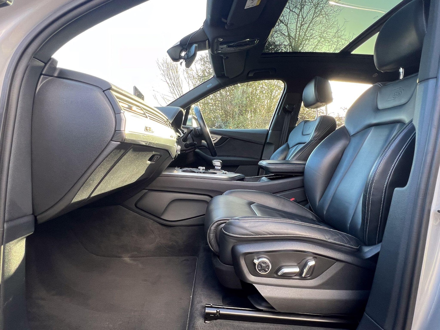 Used Audi Q7 2018 for sale - 78034732: Photo 3