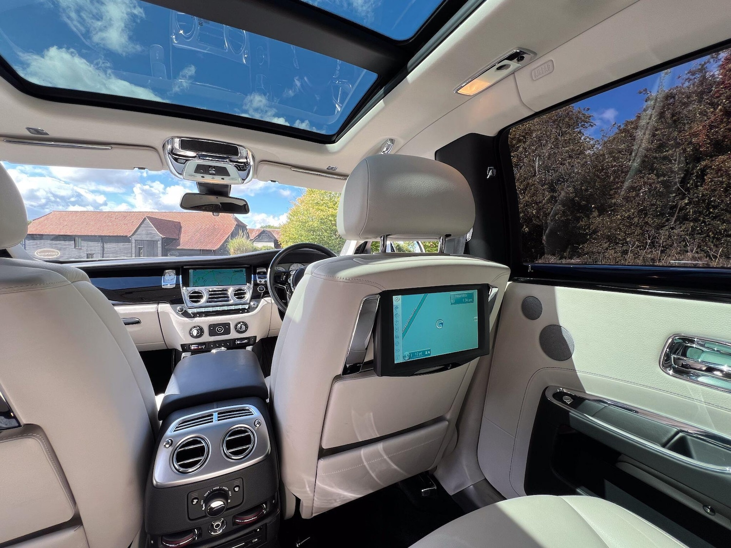 Used Rolls-Royce Ghost 2015 for sale - 75768817: Photo 21