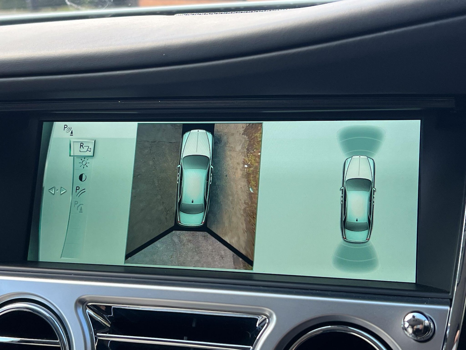 Used Rolls-Royce Ghost 2015 for sale - 75768817: Photo 33