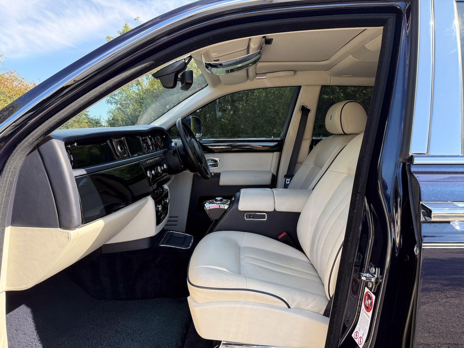 Used Rolls-Royce Phantom 2012 for sale - 76013446: Photo 15