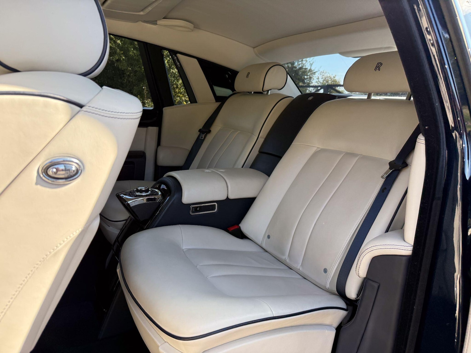 Used Rolls-Royce Phantom 2012 for sale - 76013446: Photo 17