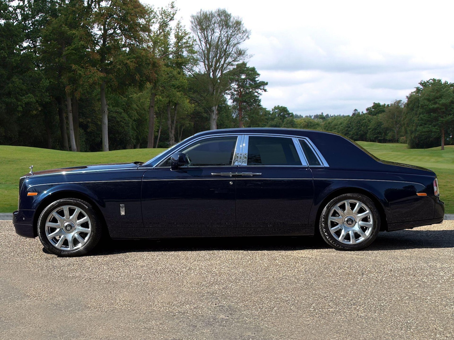 Used Rolls-Royce Phantom 2012 for sale - 76013446: Photo 2