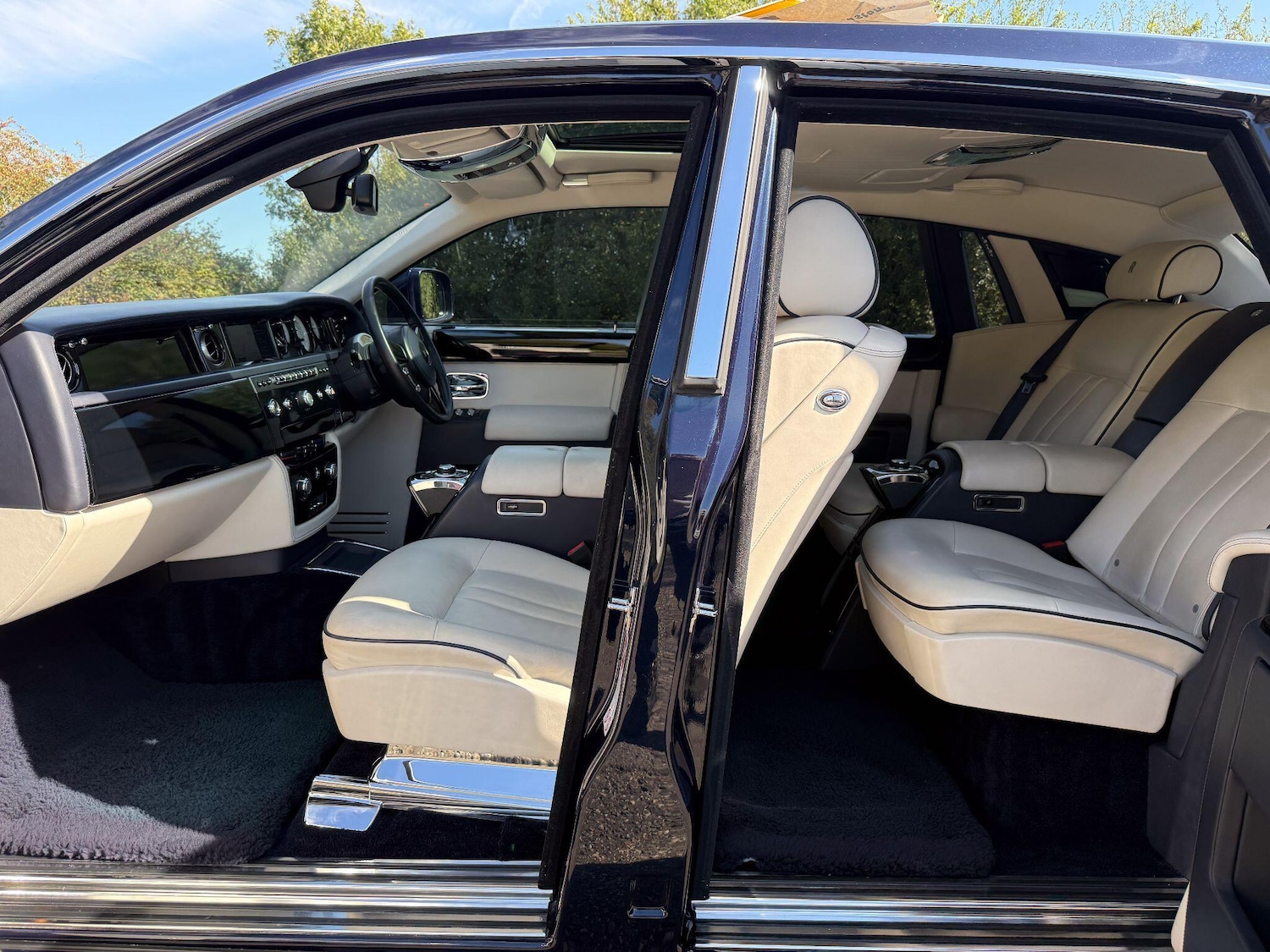 Used Rolls-Royce Phantom 2012 for sale - 76013446: Photo 8