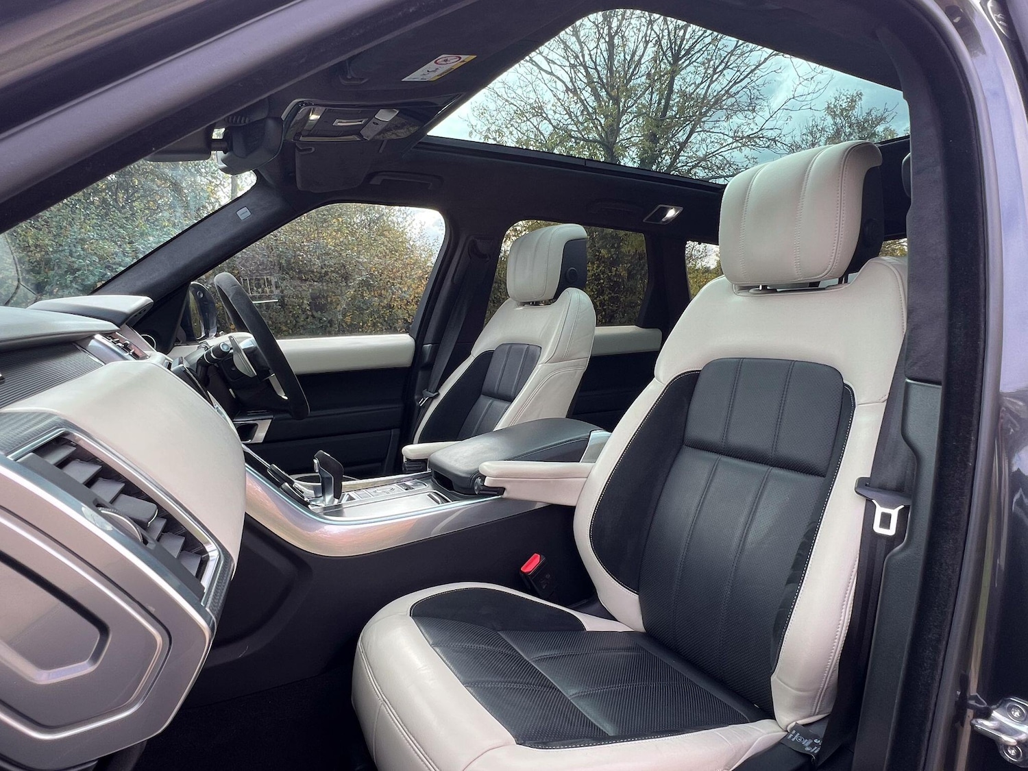 Used Land Rover Range Rover Sport 2020 for sale - 76283087: Photo 17