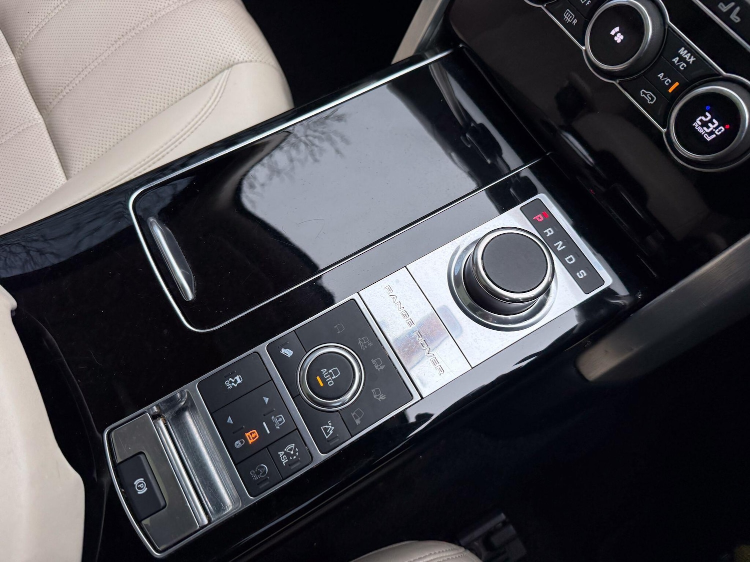 Used Land Rover Range Rover 2016 for sale - 77469213: Photo 24