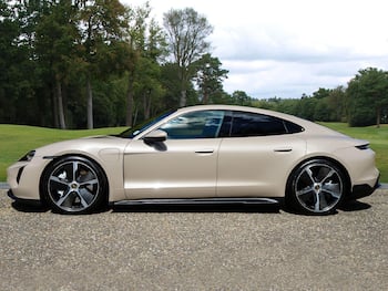 Used Porsche Taycan 2022 for sale - 79521450: Photo