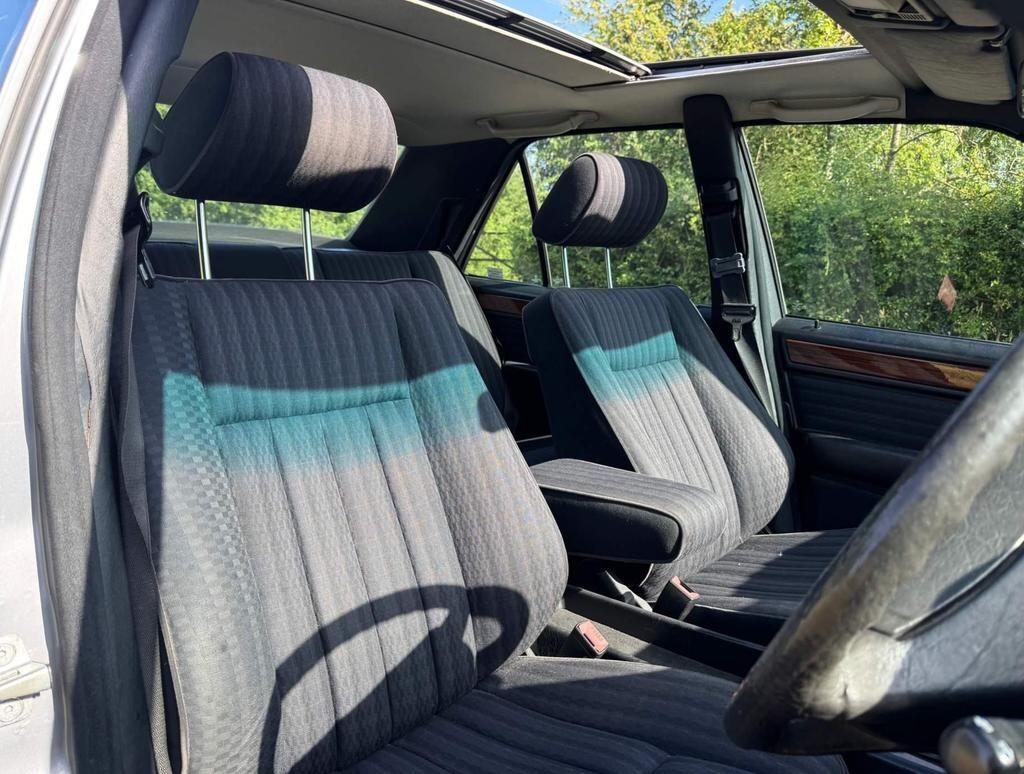 Used Mercedes-Benz 230 1990 for sale - 76059256: Photo 14