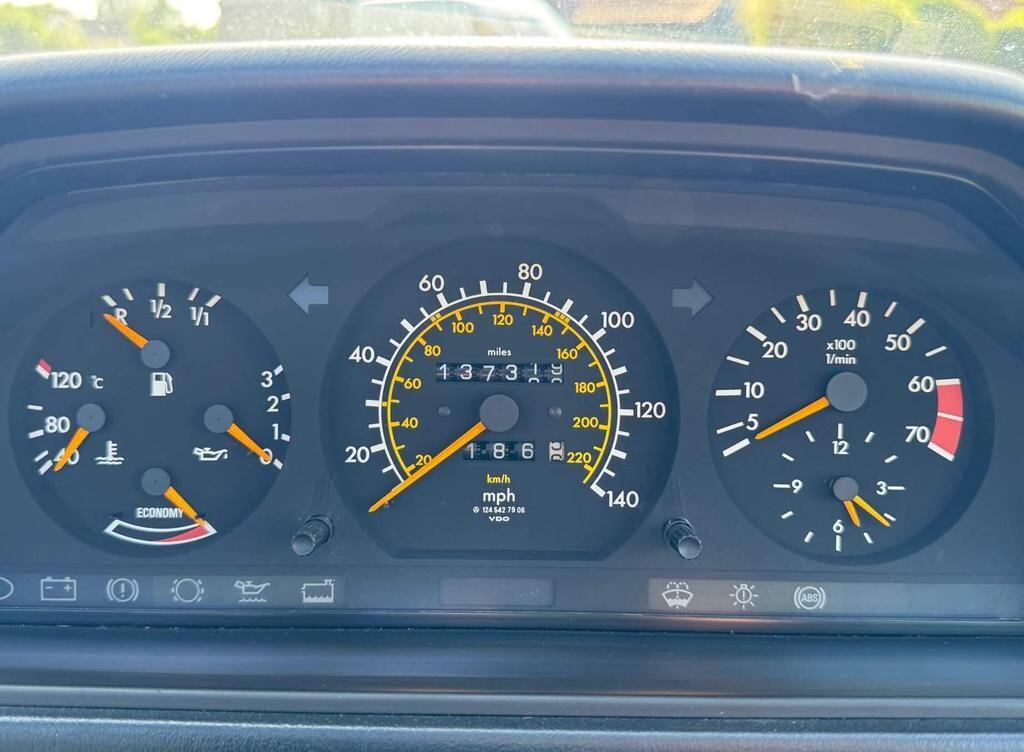 Used Mercedes-Benz 230 1990 for sale - 76059256: Photo 15