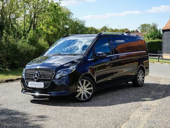 Used Mercedes-Benz V-Class 2025 for sale - 79808427: Photo