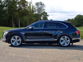 Used Bentley Bentayga 2017 for sale - 76072283: Photo