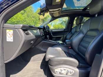 Used Porsche Macan 2022 for sale - 74599701: Photo