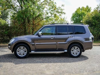 Used Mitsubishi Shogun 2015 for sale - 79635268: Photo