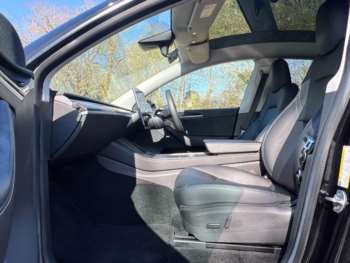 Used Tesla Model Y 2022 for sale - 73743214: Photo