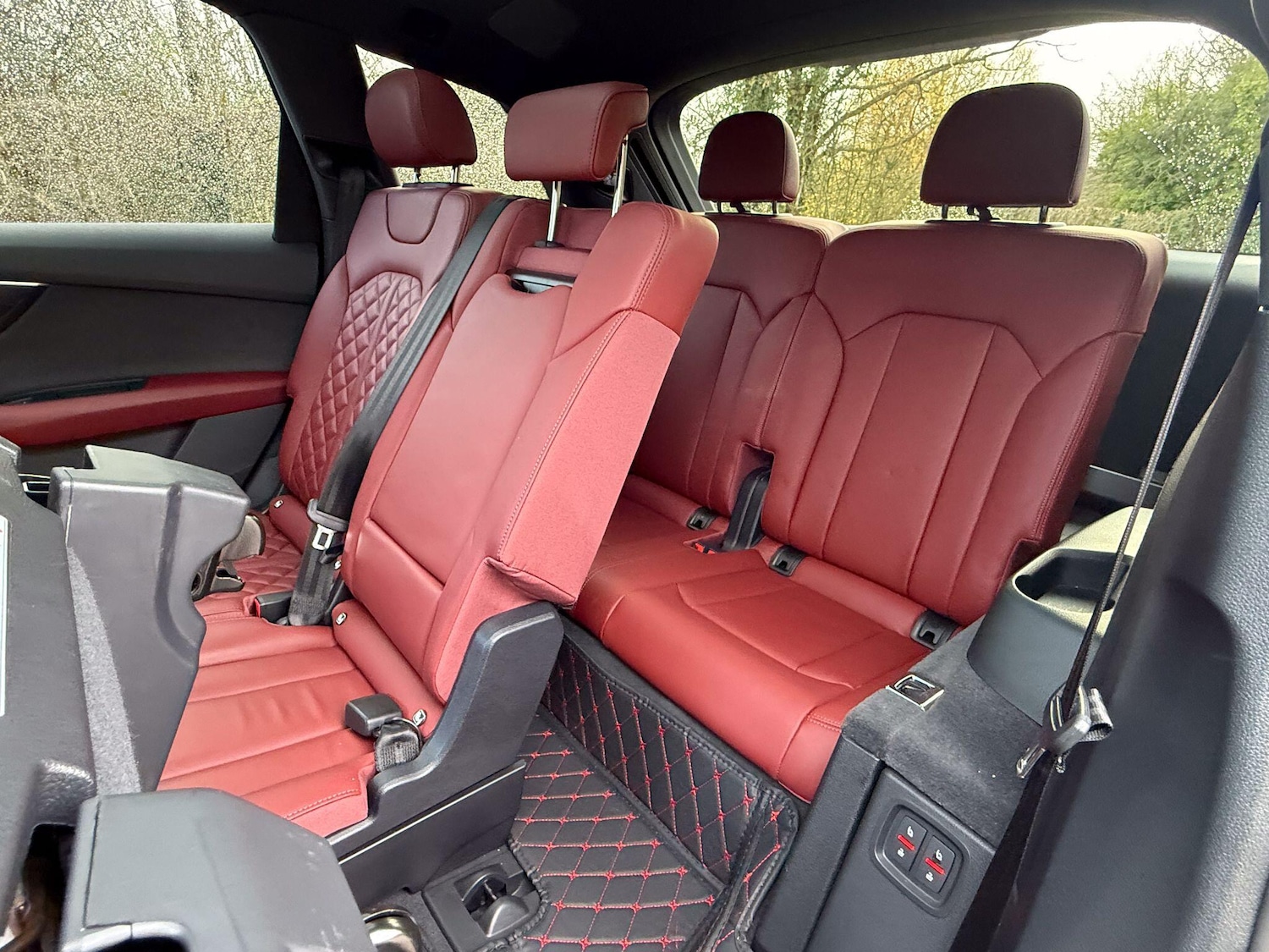 Used Audi SQ7 2023 for sale - 76886909: Photo 14