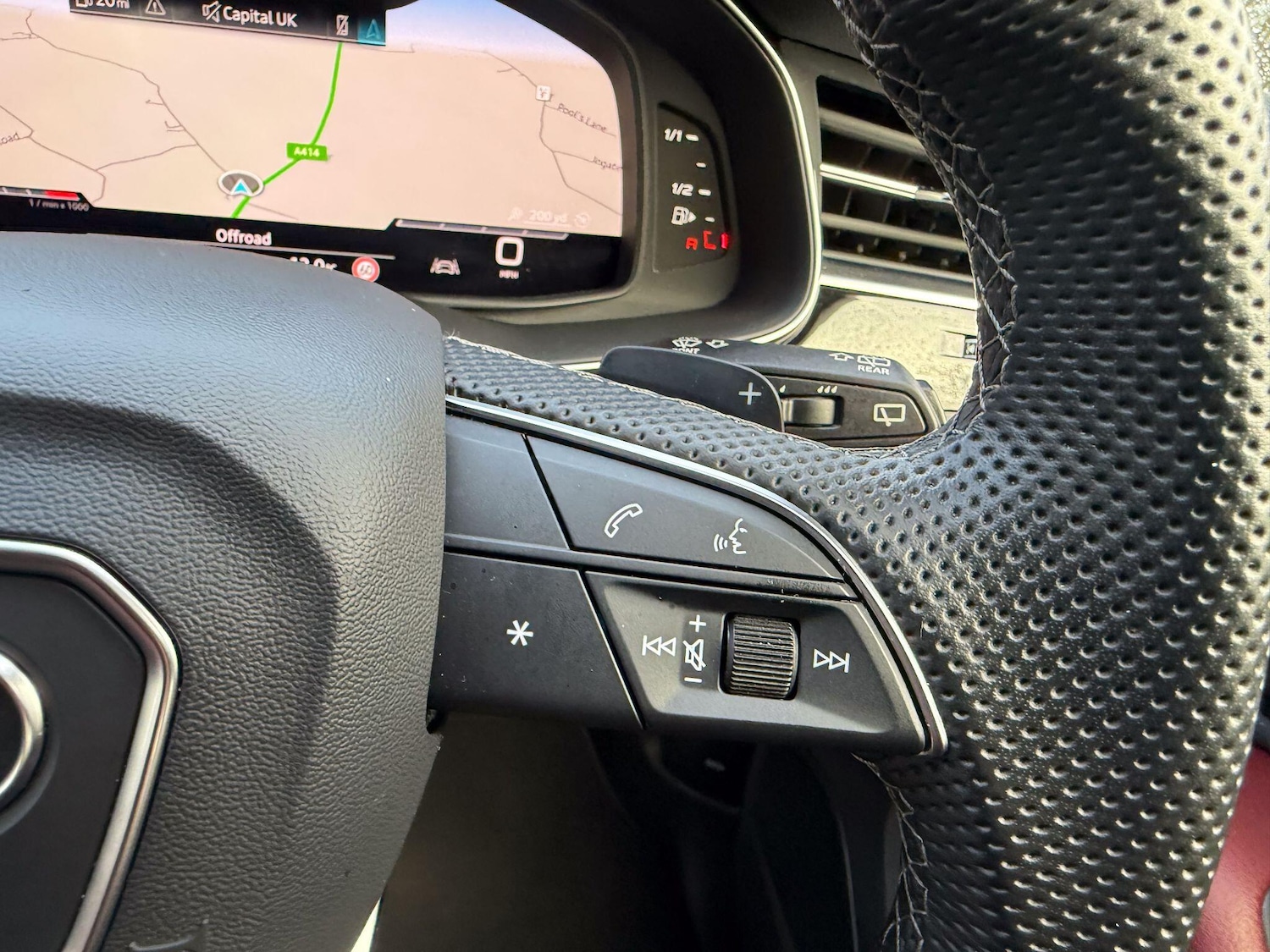 Used Audi SQ7 2023 for sale - 76886909: Photo 35