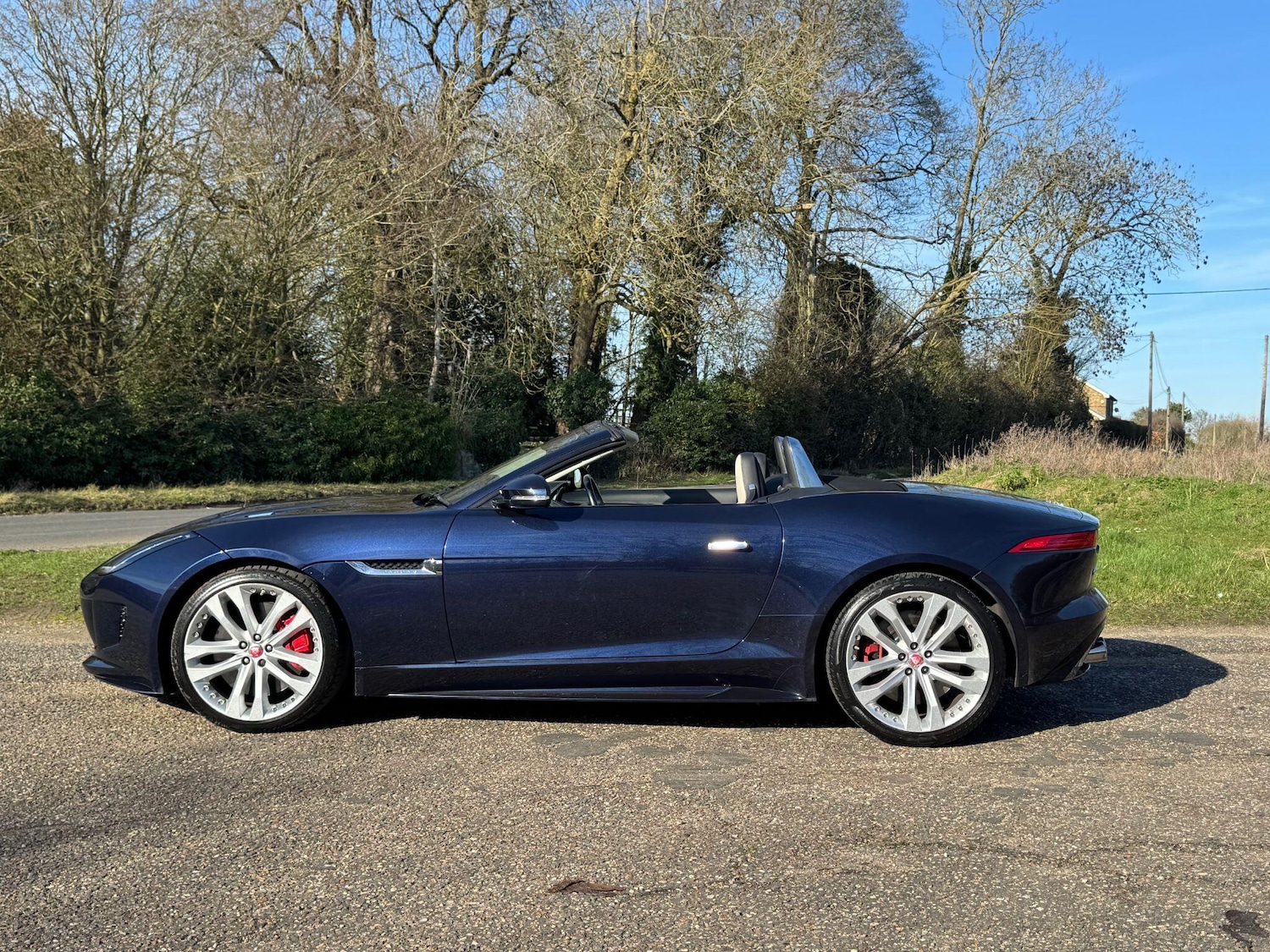 Used Jaguar F-Type for sale - 77737624: Photo 2