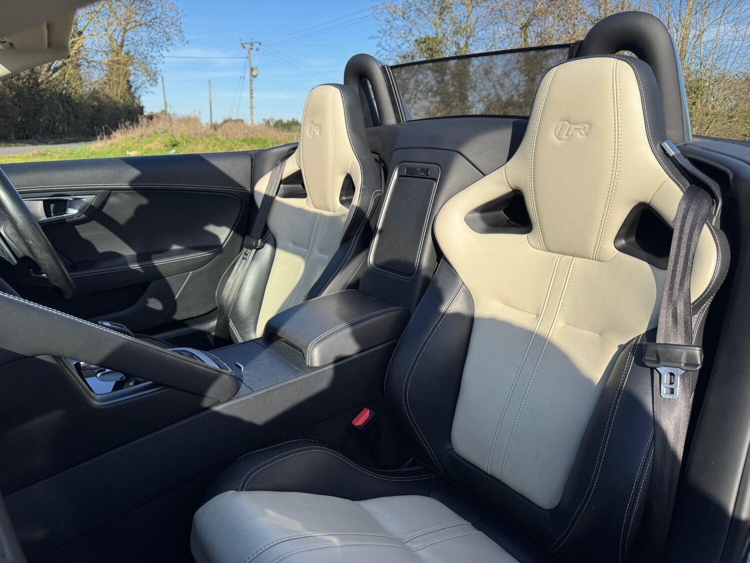 Used Jaguar F-Type for sale - 77737624: Photo 8